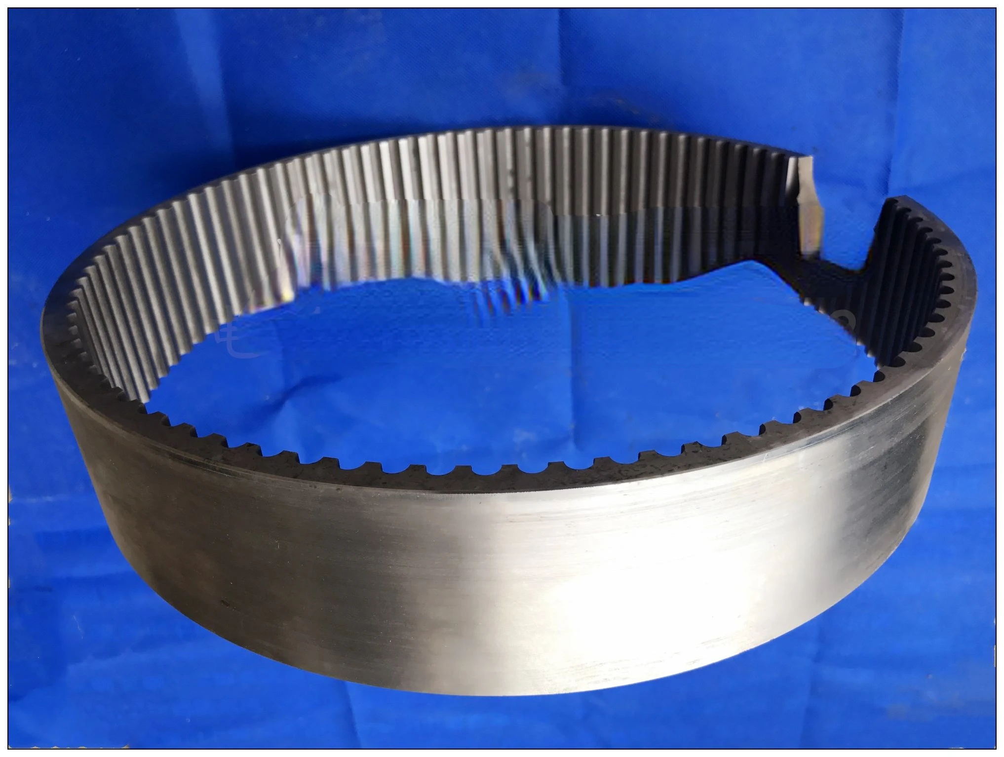 

WFJ-20 ultra-fine crusher bearing steel ring gear, ultra-fine crusher bearing ring gear, fine crusher accessories