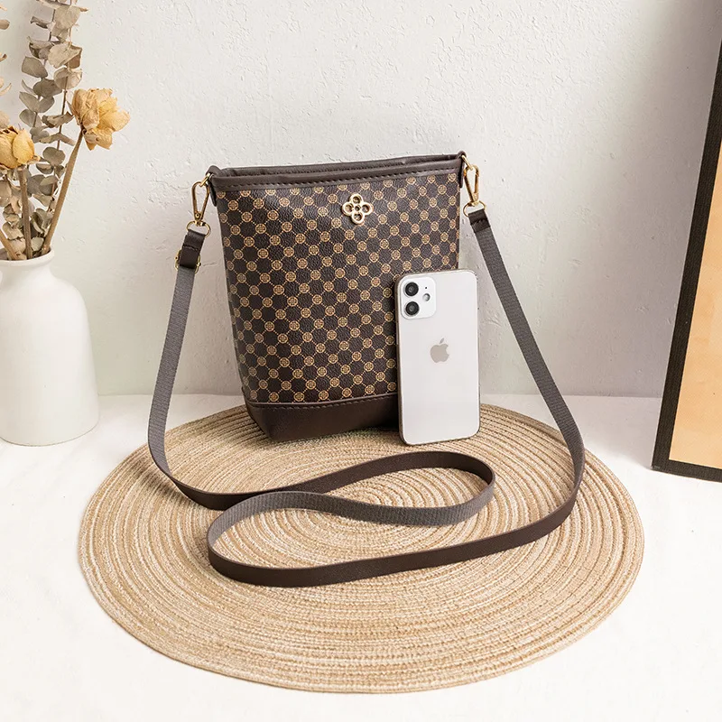 New Women Handbags Fashion Pu Leather Shoulder Bags Female Luxury Large Capacity Crossbody Bags For Women Small Flap Phone Purse