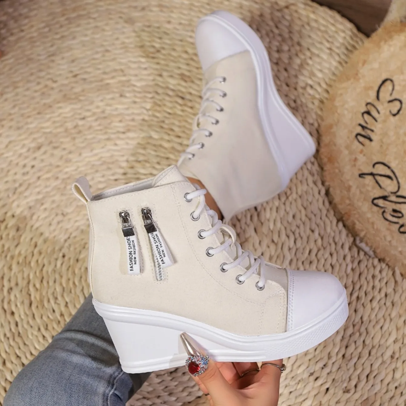 Sba44a496f9bc4f18bf18d9e6d5c2c2714.jpg?width=1340&height=1340&hash=2680