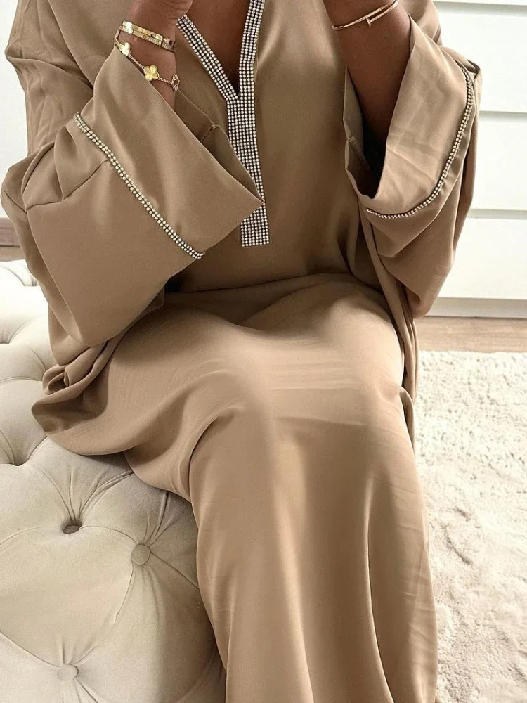 Muslim Long Dress Bat Sleeve Caftan Abaya Satin Robe Diamond Party Ramadan V Neck Kaftan Jalabiya