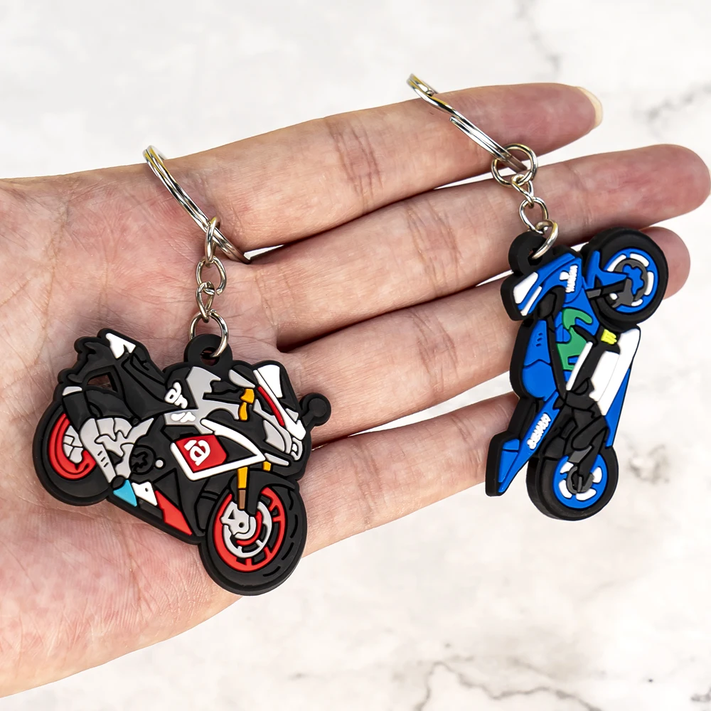 50PCS PVC Keychain Fashion Design Motorcycles Helmet Keyring Custom Key Chain Wholesale Car Key Accessories Car Decoration Gift
