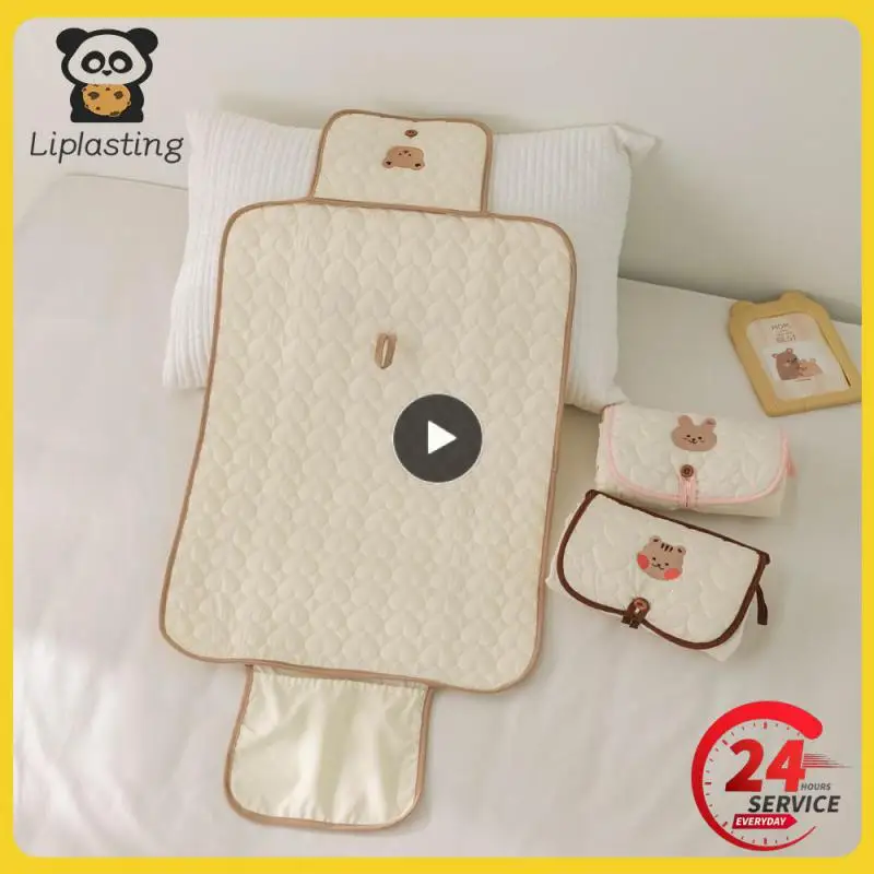 

Urine Pad Squirrel Foldable Cute Cartoon Reuse Easy To Carry Waterproof Changing Mat Bear Easy To Clean Newborn Changing Pad