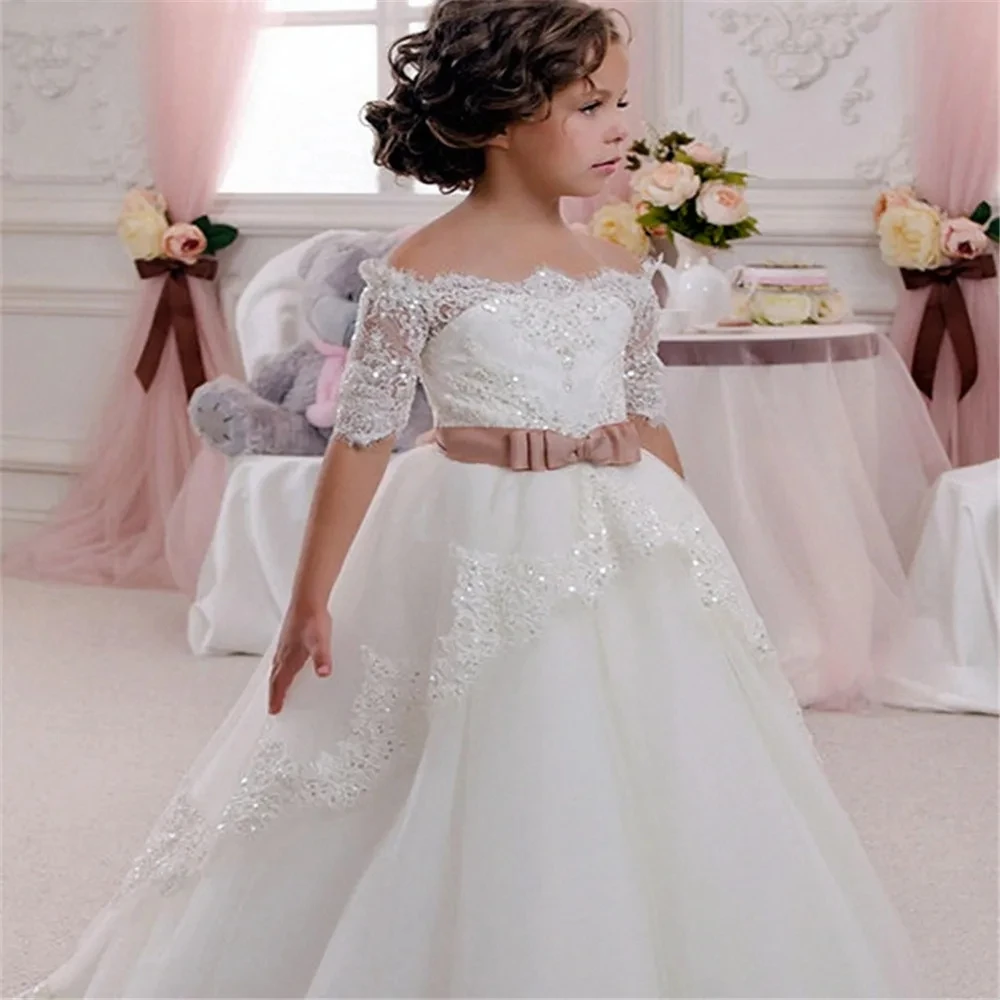 

Gorgeous Lace Wedding Flower Girl Dresses Appliques With Sash Infant Toddler Kids First Communion Dress Birthday Prom Party Gown