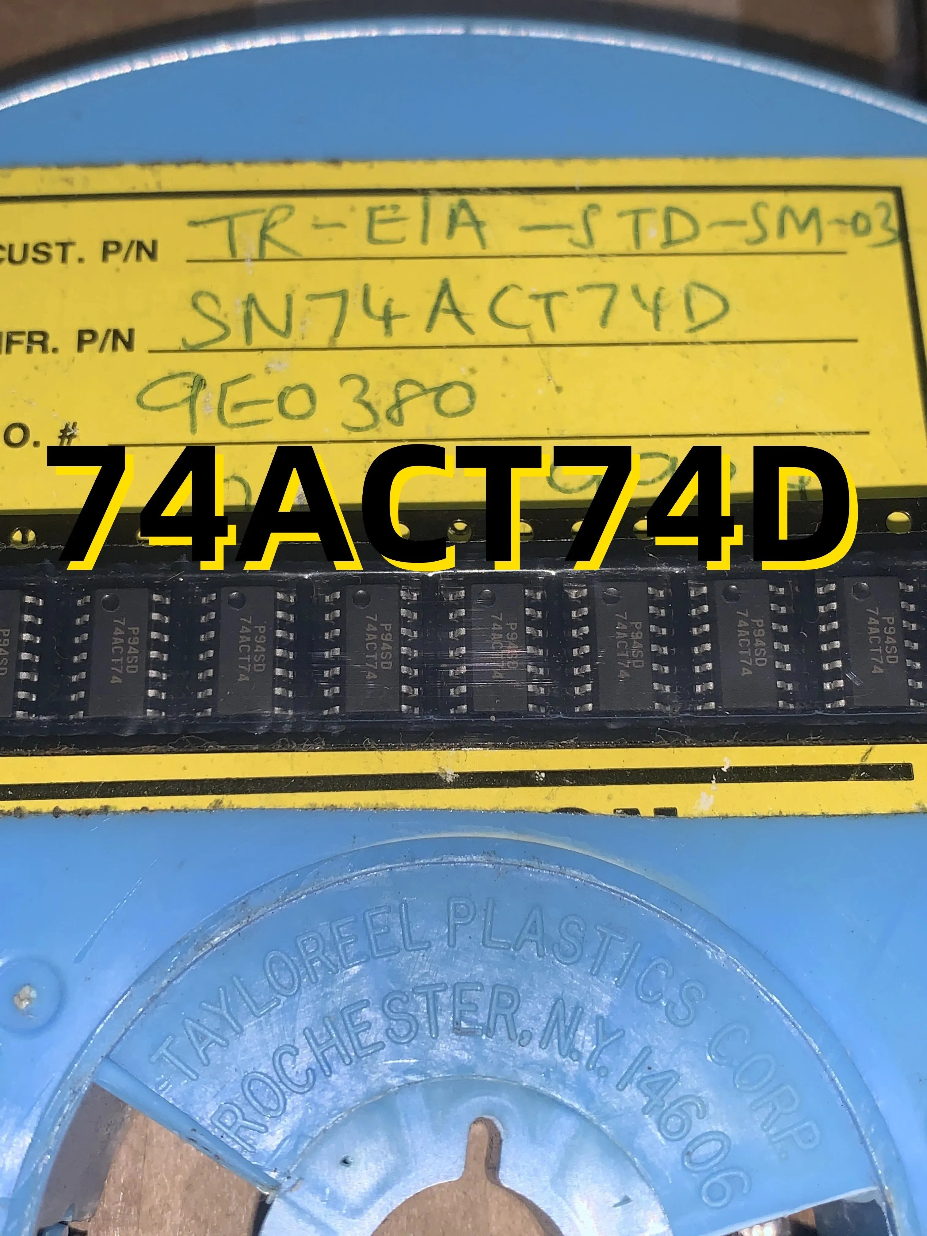 

10 шт. 74ACT74D