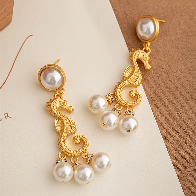 

SHANGZHIHUA European Trend New Metal Retro Imitation Pearl Earrings For Women Fashion Push Back Girl Stud Jewelry Gifts