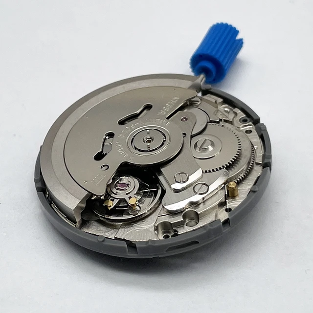 ブラックダイヤル、セコンド  NH35A movement オマージュ ブラックダイヤル、セコンド NH35A movement オマージュ