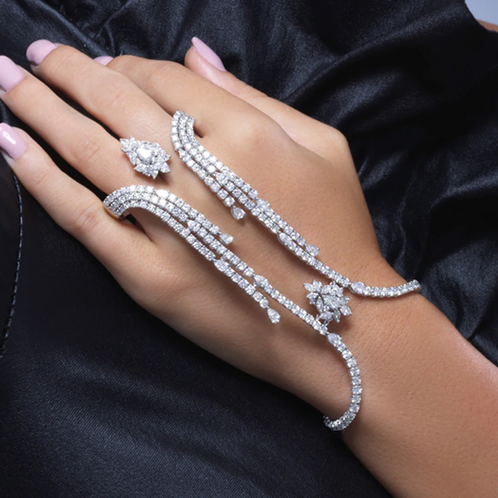 

XSBODY Rhinestone Linked Finger Bracelet Fashion Wholesale Bangle Wedding Jewelry 2023 Ring Bridesmaids Bride Gifts Party Cuff