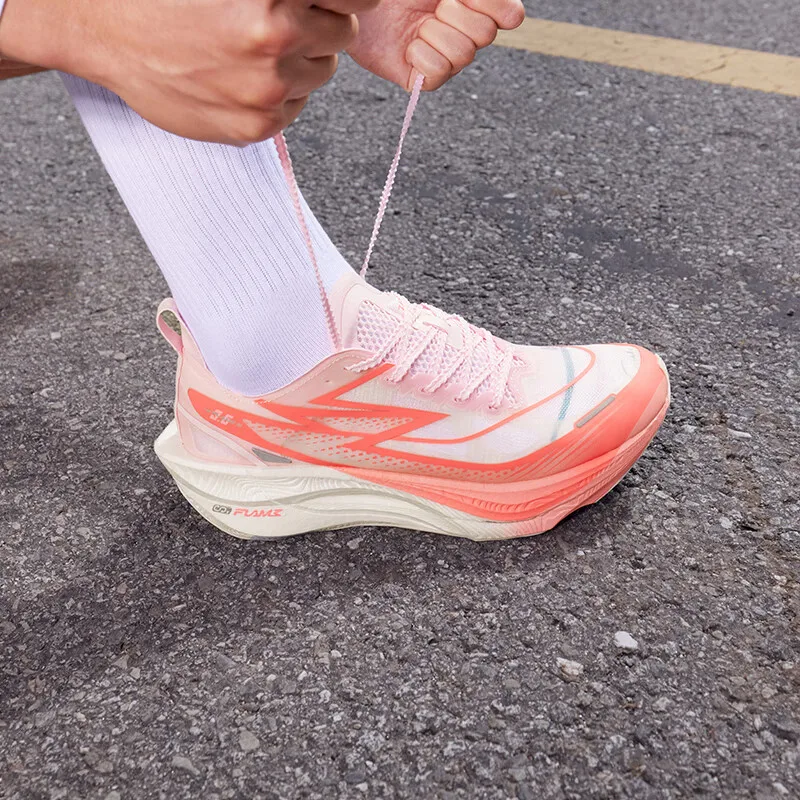 361 Degrees Flame 3.5 Men Running Shoes Carbon Plate Racing