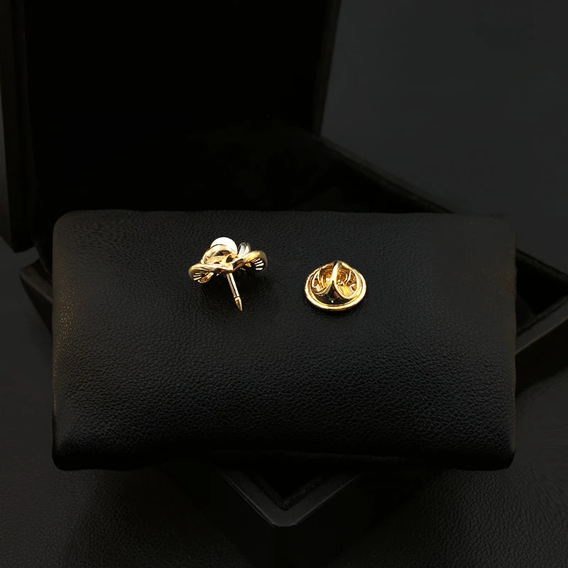 Mini Exquisite Small Blue Flower Brooch Women Corsage Unique Design Suit Collar Pin Anti-Exposure Buckle Accessory Jewelry 5551