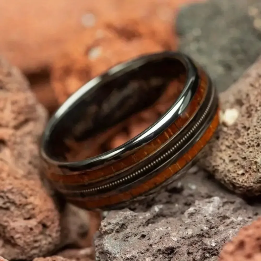 Rose Golden Ring Inlaid Whiskey Barrel Wooden Grain Guitar String Men's Tungsten Steel Ring