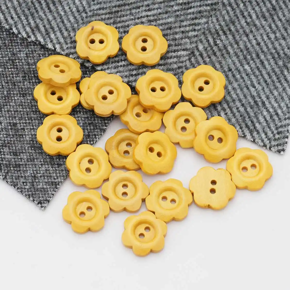 노란색 매화 디자인 2홀 천연 나무 단추 DIY 공예 의류 재킷 가디건 12-30mm 빈티지 스타일