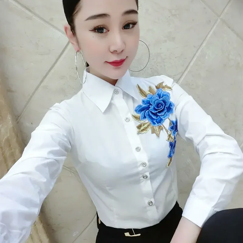 블라우스 여성 가을 ??겨울 수 놓은 긴팔 셔츠 여성 대형 탑 Blusas Mujer De Moda