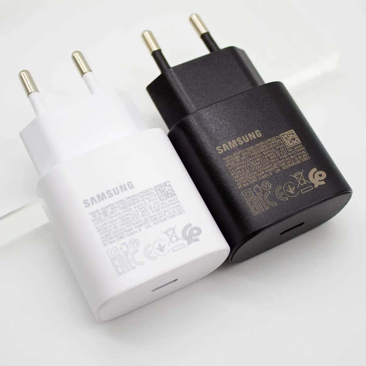 25W Type-C PD Fast Charging Portable Phone Adapter