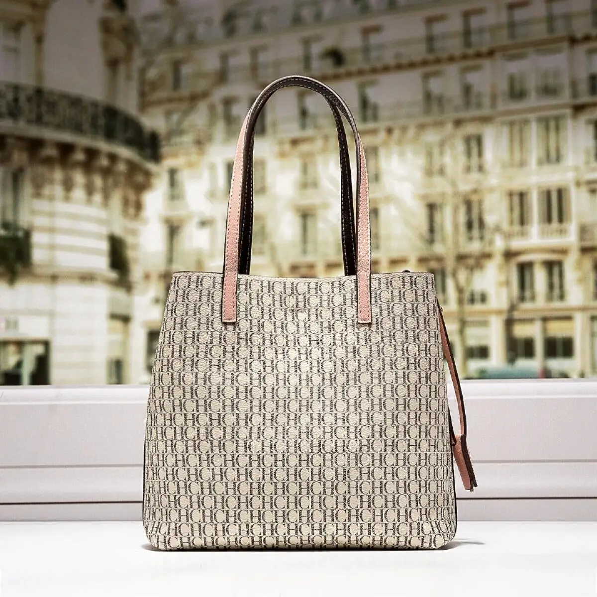 حقيبة يد نسائية رائعة ذات جودة عالية ذات سعة كبيرة...