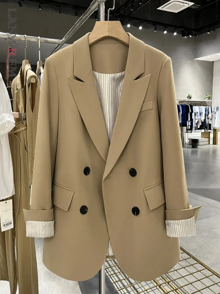 

LANMREM Vintage Khaki Blazer Women Notched Collar Long Sleeves Double Breasted Coat Office Lady 2023 Autumn New Clothing 2AA3631