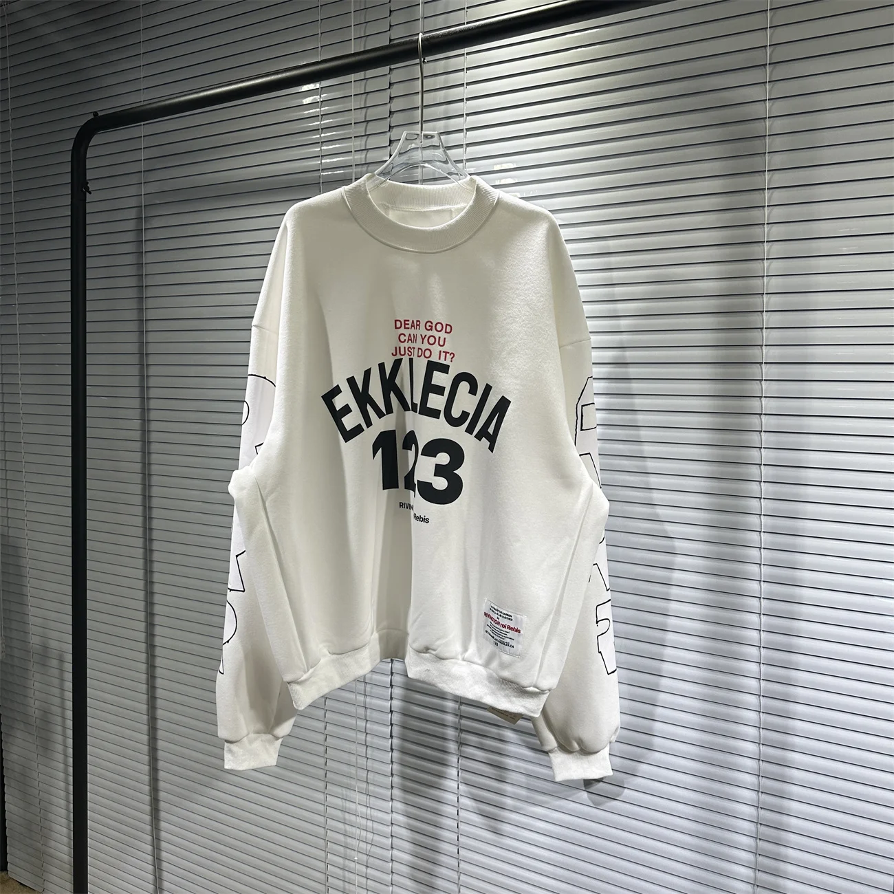 CZTOP Street Vintage Fashion FOG RRR123 Graffiti Letter Cartoon Print High Street Pullover Round Neck Loose Casual Sweater cztop street vintage fashion fog rrr123 graffiti letter printing high street style pullover round neck loose casual sweater