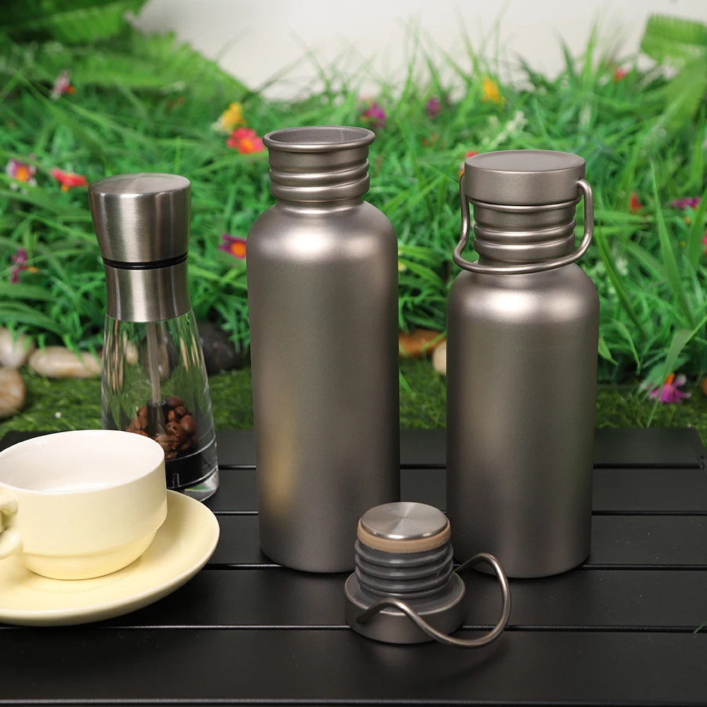 500/600/750ml Titanium Water Bottle with Lid Outdoor Camping Supplies Tourism Sports Leak-Proof Cycling Camping Water Bottle