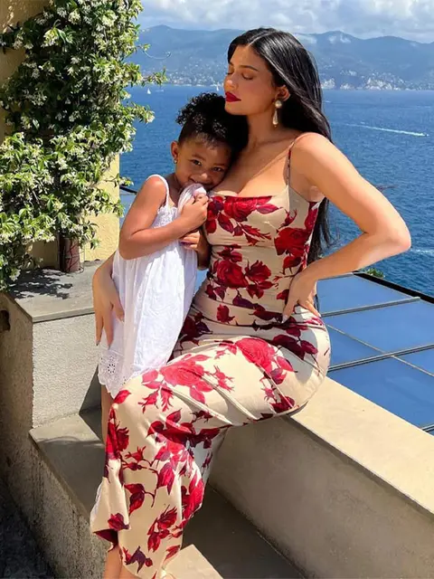 Robe mi-longue à imprimé Floral pour femmes, moulante, fête, plage, vacances, Streetwear, vêtements d'été, vente en gros d'articles pour les affaires, 2023 1