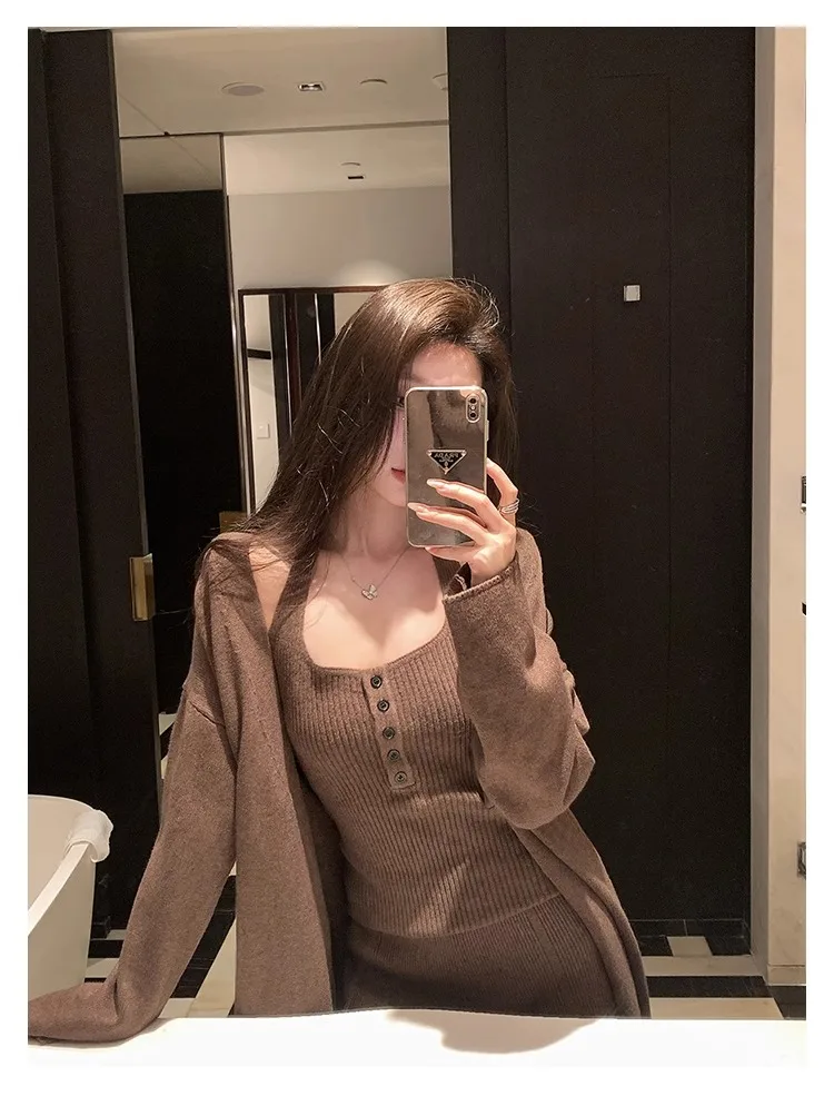 Conjunto de 3 piezas de punto para mujer, chaleco con cuello halter, cárdigan largo, pantalones largos, ropa informal lisa de moda coreana, otoño e invierno, nuevo