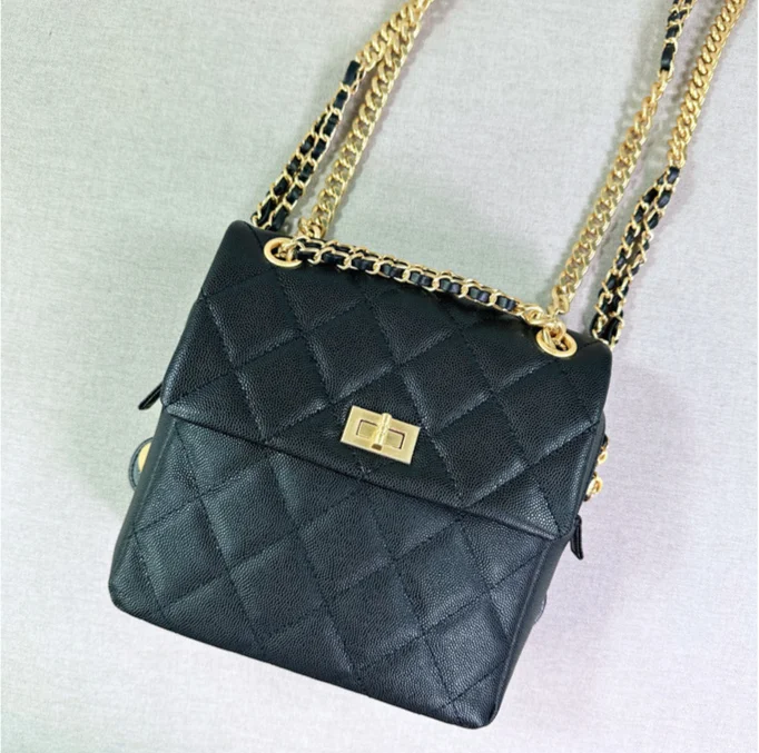 2024 New High-end Leather Small Aroma Caviar Diamond Chain Backpack, Elegant Commuter Style_voghion.com
