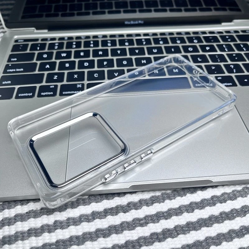 Magnetic Transparent Shockproof Protective Case with MagSafe and Bumper Design
