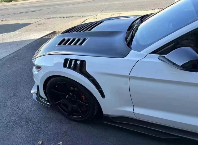 マスタング mach1 フロントフェンダーモールディング左右セット｜パーツ