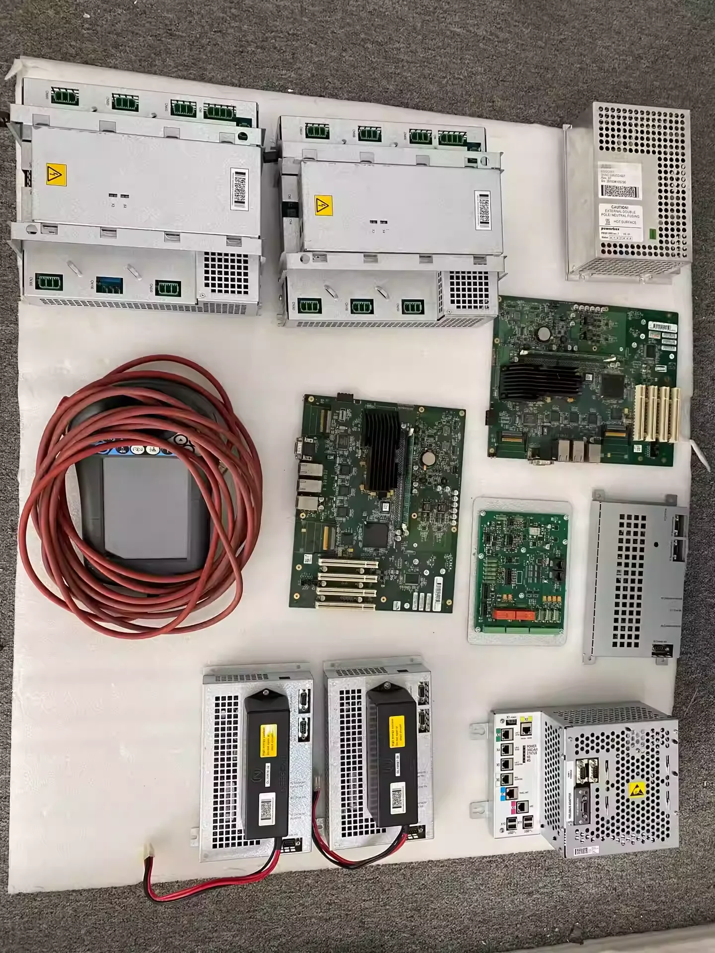 DSQC1000 3HAC042766-001 for ABB robot main computer