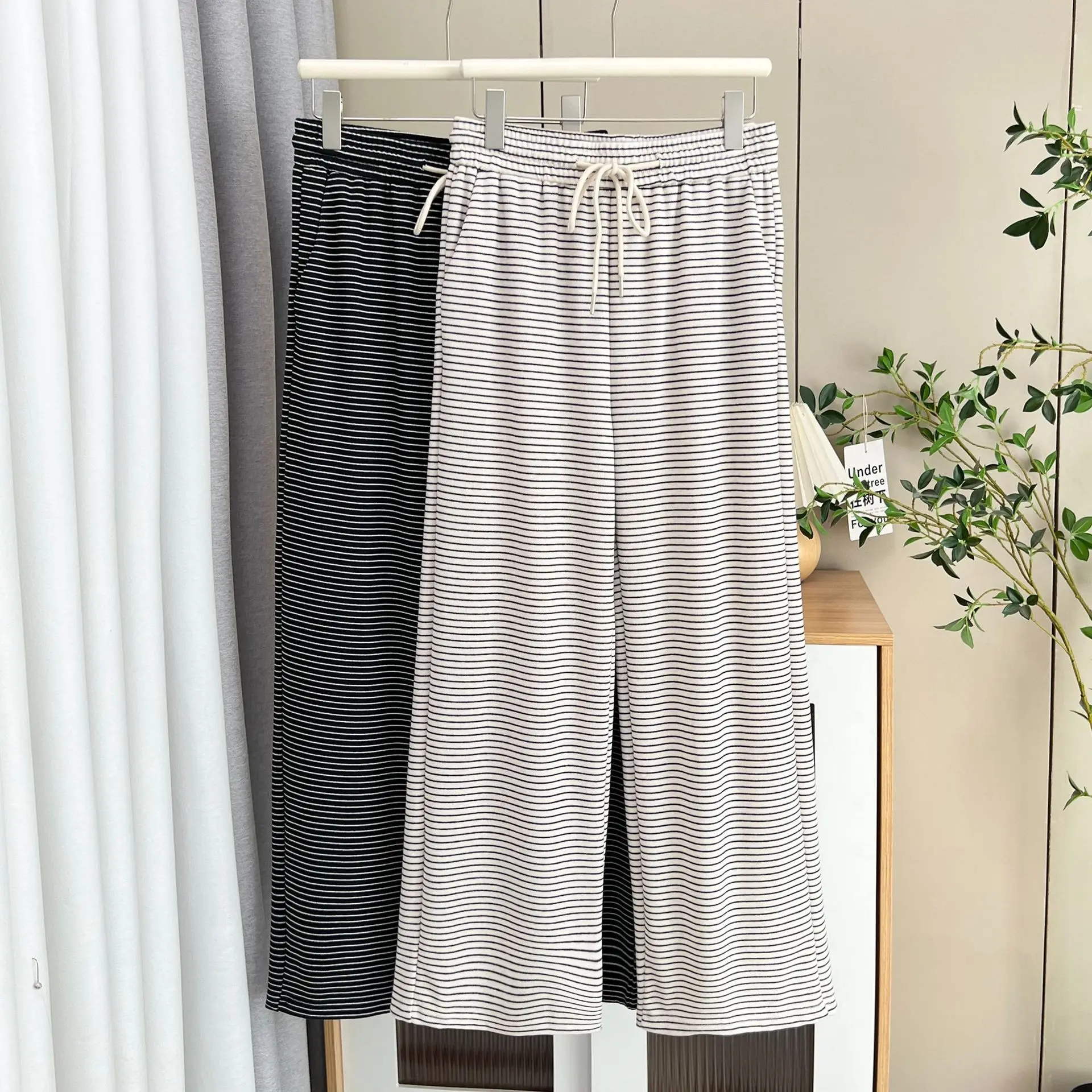 Plus Size Women's Straight Leg Pants New Simple Drawstring Hight Waisted Striped Trousers Autumn 2025