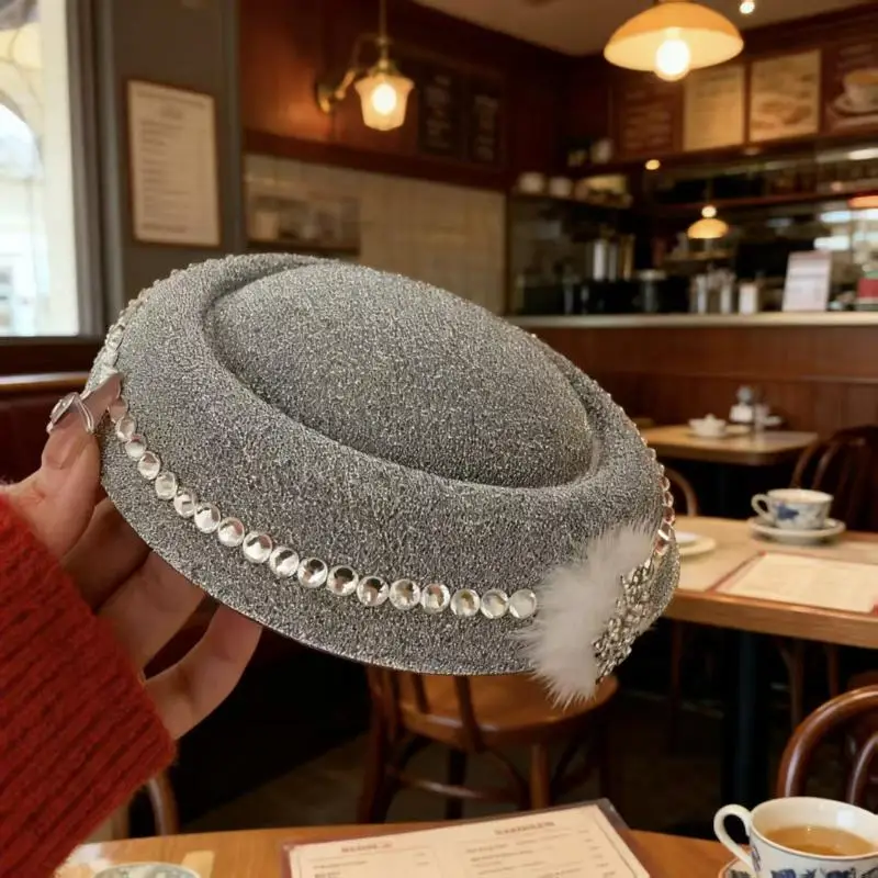 óm Lustige Sigur Fliege Kirsche Beanie Mütze Samt Baskenmütze Mütze Haarspange Französischer Stil Kopfbedeckung Damen Haarnadel Party Haarschmuck – Detail 9
