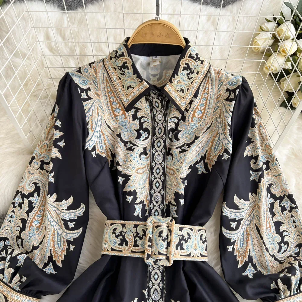 Рисунок 4 - Женское винтажное платье с принтом