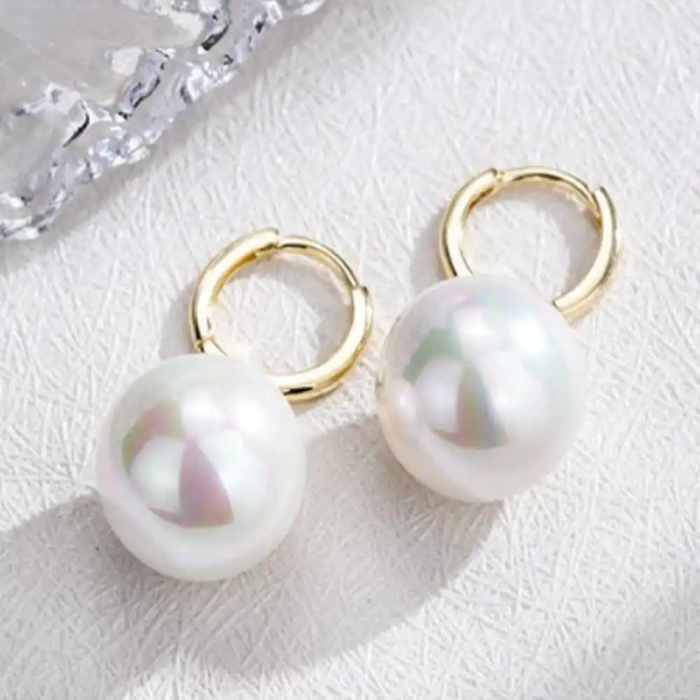 

Highlights 14MM Pearl white Shell Pearl Earrings 18K Wedding Thanksgiving Ear stud FOOL'S DAY Aquaculture