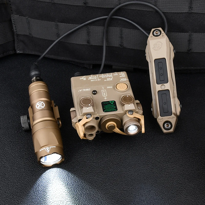 Рисунок 3 - Фонарик с красной точкой и двумя