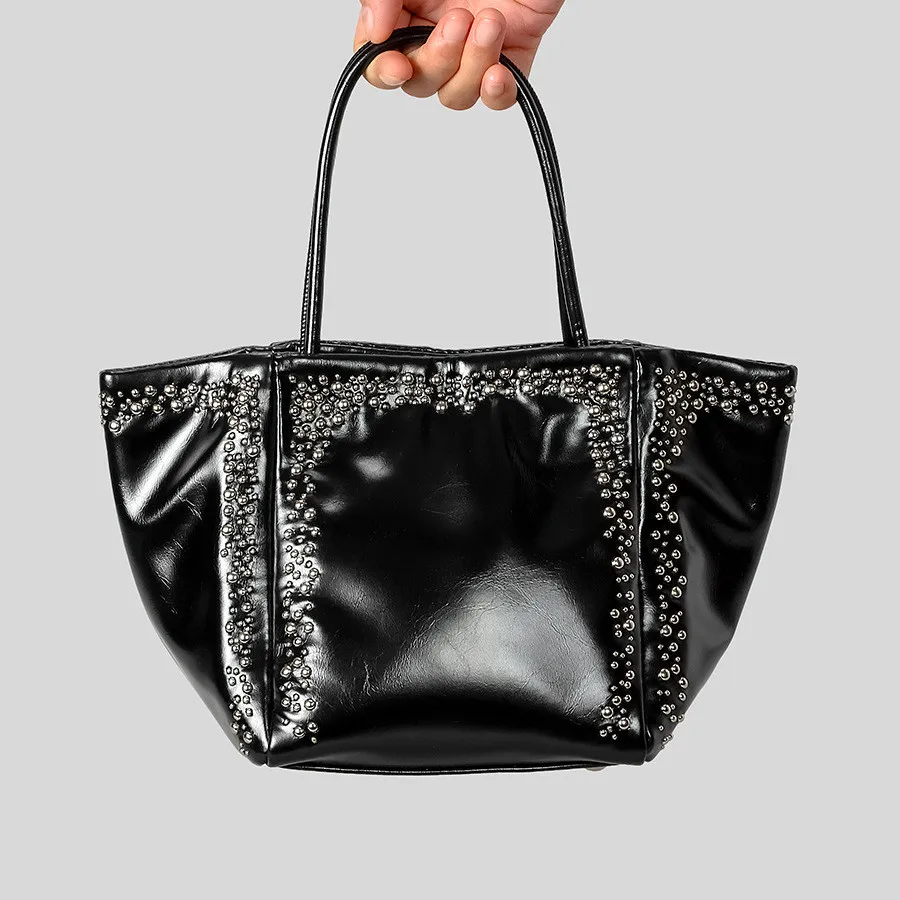 Soft Leather Handbags rivet Women Bag Shoulder crossbody Bag Girl Hobos Bags New Arrivals bolsa feminina 2025 Fashion Tote