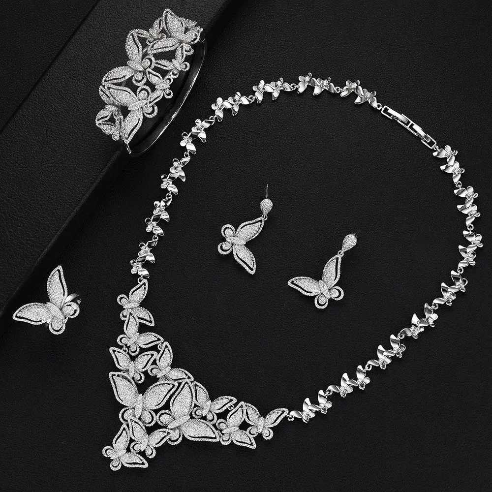 

Комплект из колье и серёг, с бабочками и фианитом