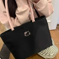 Sac fourre-tout noir HelloKitty pour femmes à la mode, sac de shopping de grande capacité brodé de dessin animé mignon, sac à bandoulière à la mode pour femmes 4