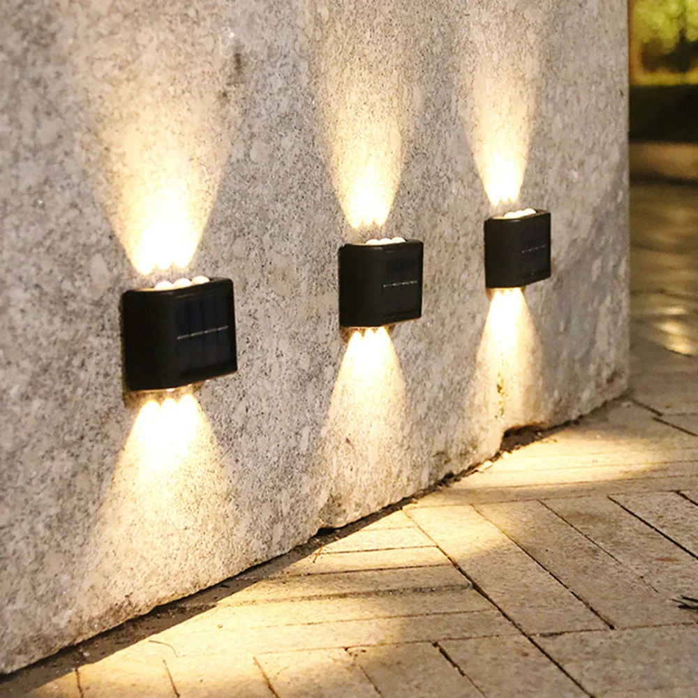 Luci solari lampada da esterno a luce solare a Led solare impermeabile per esterni per giardino Street Landscape balcone Decor lampada da parete solare