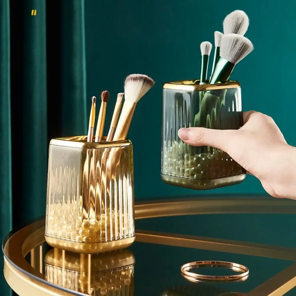 Рисунок 2 - Прозрачные органайзеры для макияжа