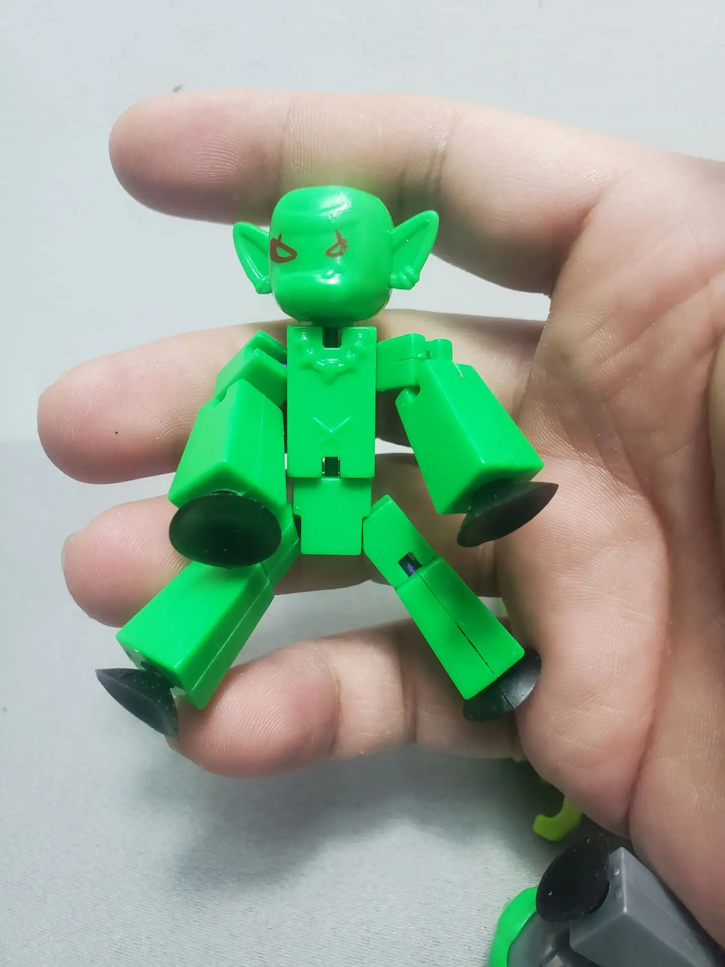 3pcs 8cm Sticky Robot Action Toy Figures with Sucker Plastic Animals Figure  Stikbot Toys - AliExpress