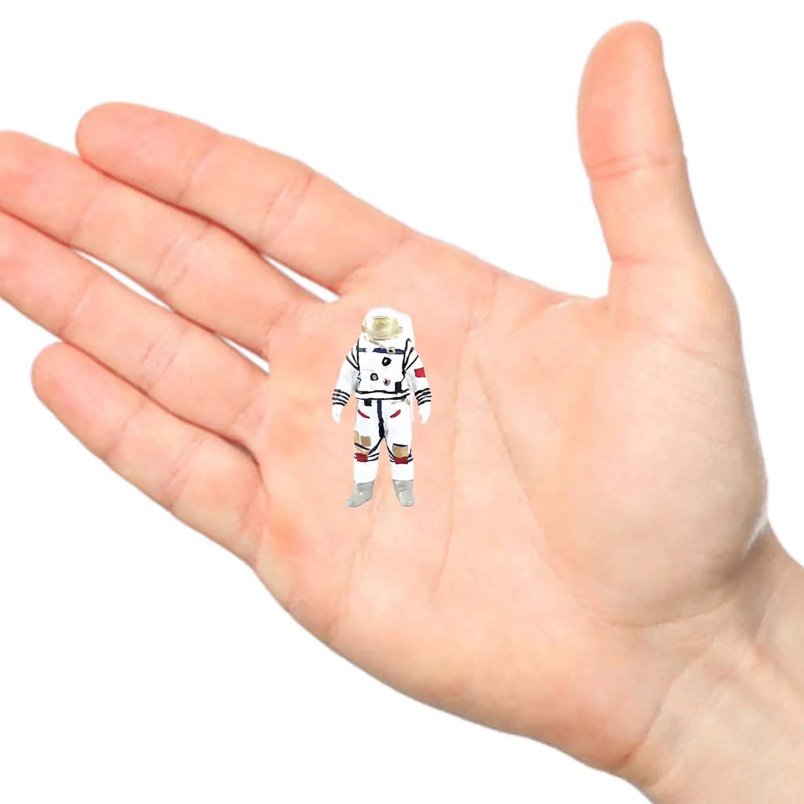 1/64 Scale Astronaut Figurines Sand Table Ornament Resin for Kids Mini Astronaut Toys for Miniature Scene Decoration Accessories