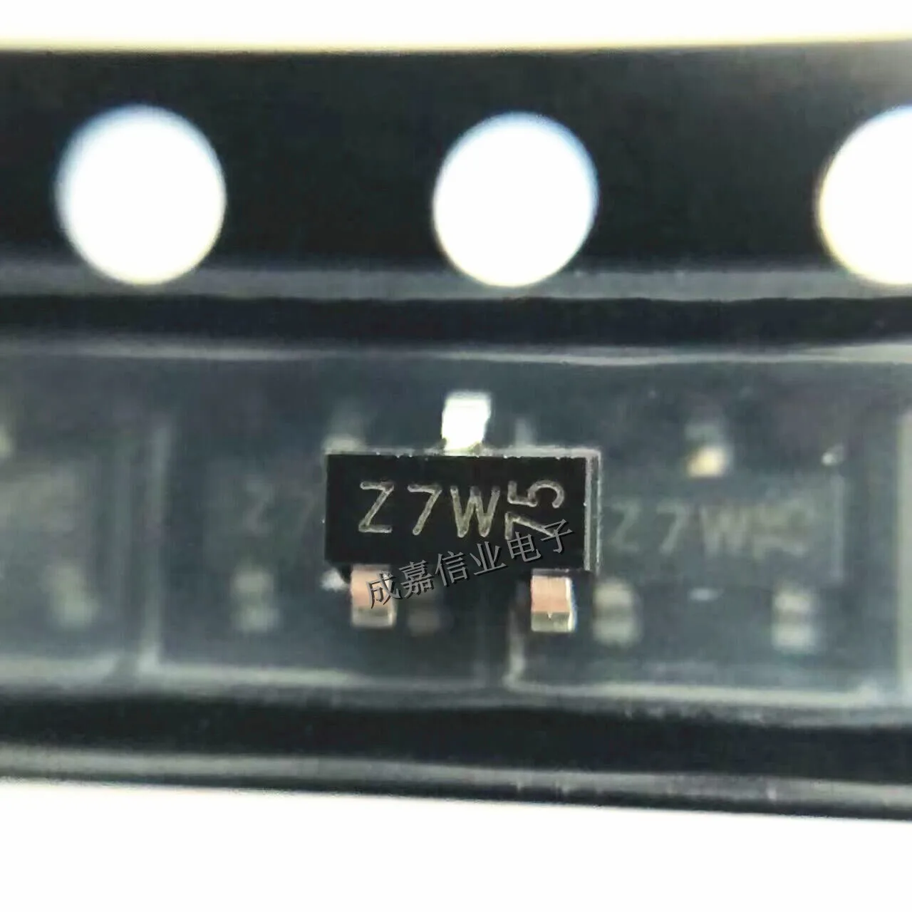 

100pcs/Lot BZX84-C8V2 SOT-23-3 MARKING;Z7W Diode Zener Single 8.2V 5% 250mW Automotive 3-Pin Operating Temperature:- 65C-+ 150 C
