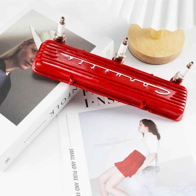 

Vintage Script Bonnet Rack Cloth Hanger Retro Spark Plug Decorative Vintage Wall Rack Miscellaneous Key Organizer Cave Man Cloak