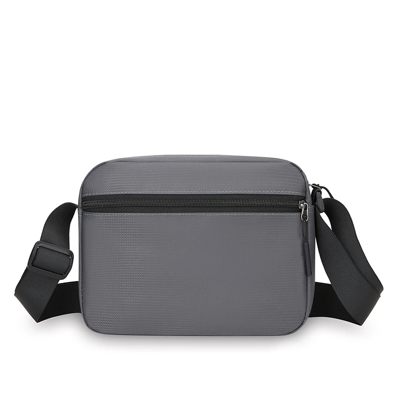 Men's black bag, adjustable strap, suitable for daily commuting and leisure travel, safe travel bag