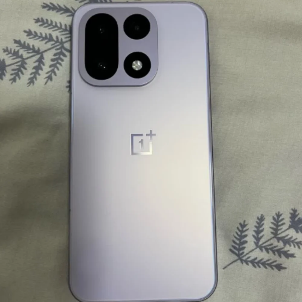 OnePlus 15 ROM Global, Oxygen OS, Snapdragon 8 Elite Gen 5, 7300mAh, 120W SuperVOOC, 50W Inalámbrico, 6.78 Pulgadas, 50MP OIS, Actualización OTA 6