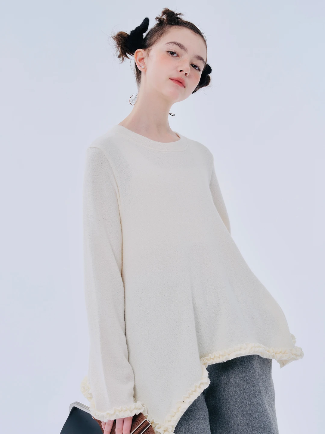 IMAKOKONI 오리지널 디자인 긴팔 라운드넥 풀오버, 단색 밑단, 불규칙..