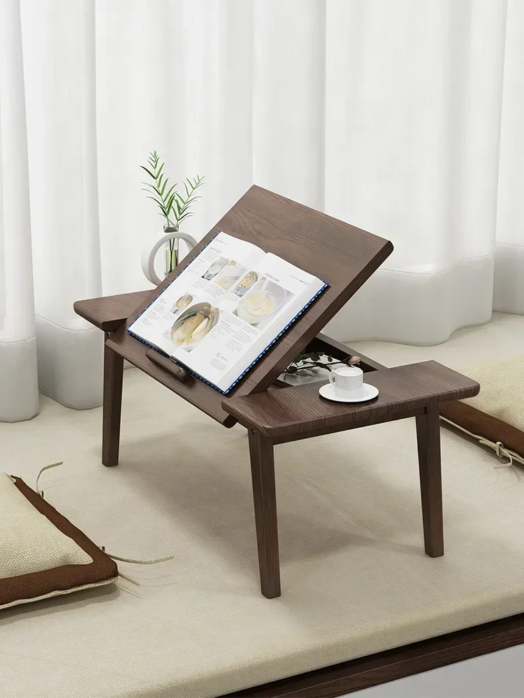 

Small table with bay window, bedroom, sitting on the floor, household window sill tatami Japanese low table