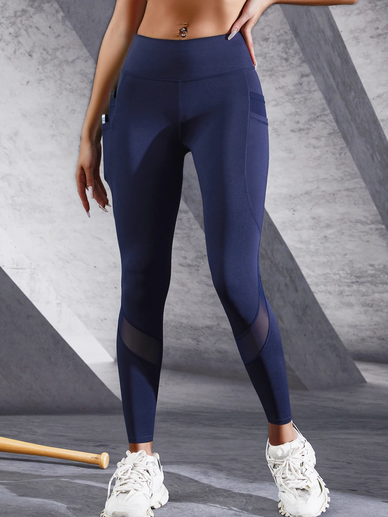 Ladies High-Waist Comfortable Sporty Base Layer Pants with Double-Sided Side Pockets Solid Color Tassel Fitness Yoga Trousers 2