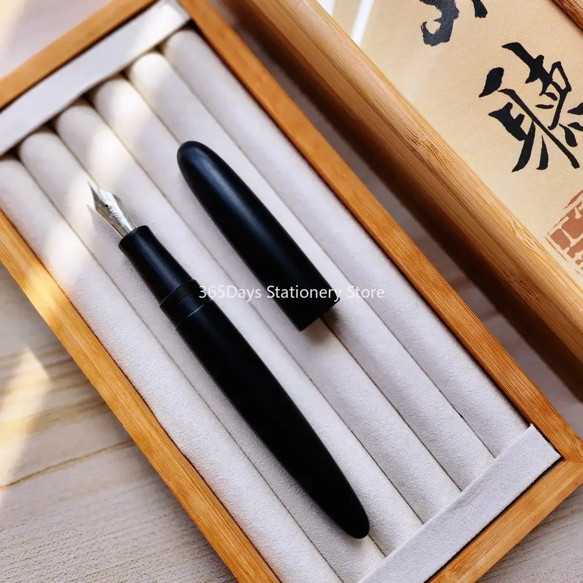 ドイツ製 カンバーランド硬質ゴム 万年筆 手作業研磨 ドイツ製 カンバーランド硬質ゴム 万年筆 手作業研磨
