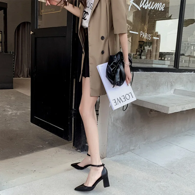 Summer New Size 33-41 Women Shoes Block Heel Point 7cm High Heel - Main Image