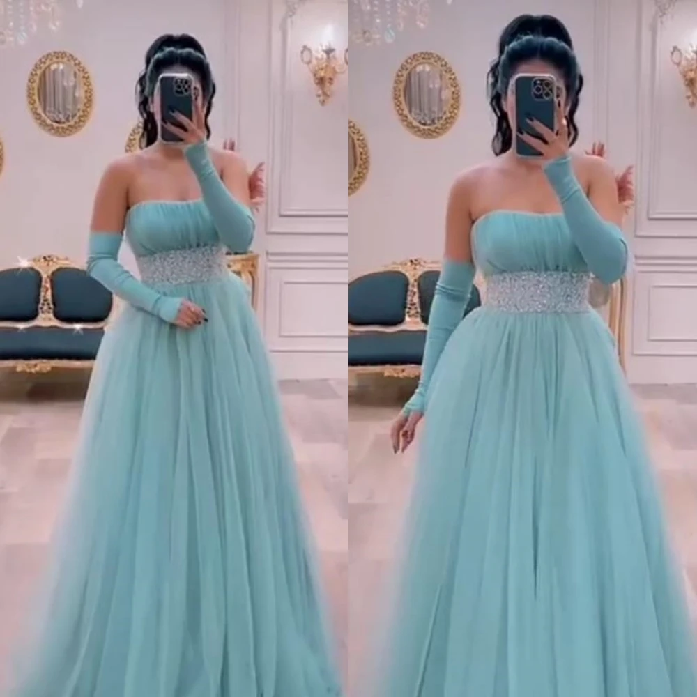 

Sparkle Elegant Strapless Ball Gown Quinceanera Dresses Beading Paillette / Sequins Skirts Sweep/Brush Organza