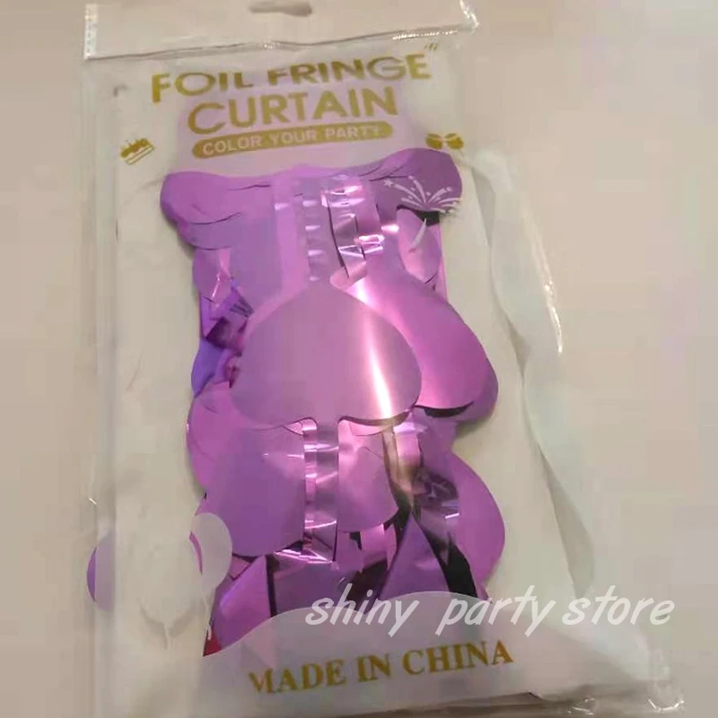 Confezione da 5 tende con frange rosse a forma di cuore per San